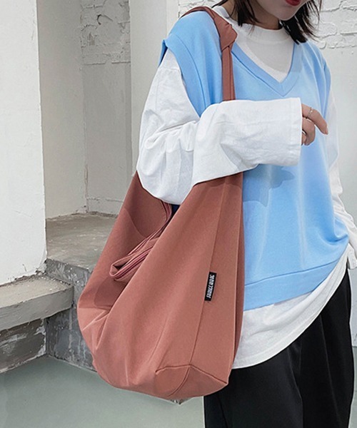 Miniministore(ミニミニストア)の「ショルダーバッグ 大容量 ボディーバッグ(ショルダーバッグ・レディース・ブラック/レッド/カーキ/ベージュ・フリー)」の4枚目の写真