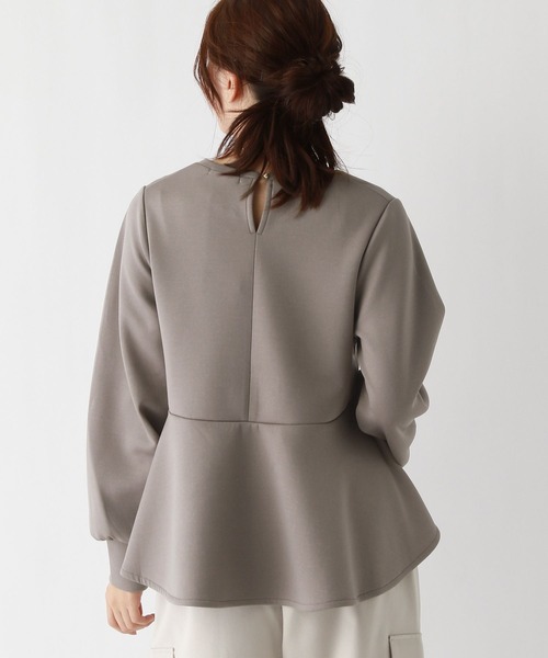 GLOBAL WORK(グローバルワーク)の「ライトクッションペプラムプルオーバー/987151(スウェット・レディース・ブラック/モカ/アイボリー・MEDIUM/LARGE)」の9枚目の写真