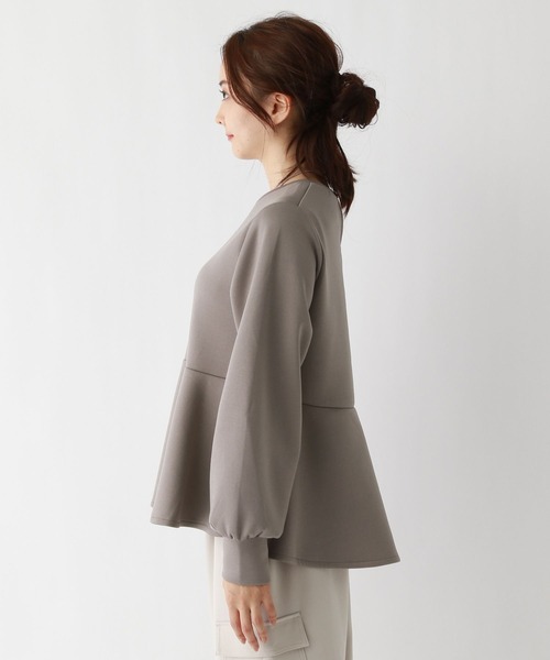 GLOBAL WORK(グローバルワーク)の「ライトクッションペプラムプルオーバー/987151(スウェット・レディース・ブラック/モカ/アイボリー・MEDIUM/LARGE)」の11枚目の写真