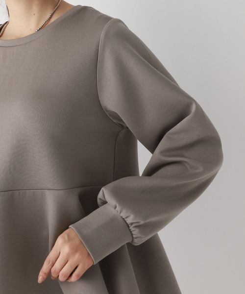 GLOBAL WORK(グローバルワーク)の「ライトクッションペプラムプルオーバー/987151(スウェット・レディース・ブラック/モカ/アイボリー・MEDIUM/LARGE)」の15枚目の写真