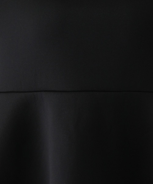 GLOBAL WORK(グローバルワーク)の「ライトクッションペプラムプルオーバー/987151(スウェット・レディース・ブラック/モカ/アイボリー・MEDIUM/LARGE)」の18枚目の写真