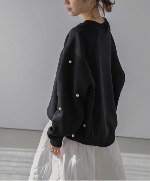 AMELY（エミリー）の「裏起毛パールスウェット（スウェット・レディース・ブラック/グレー/ベージュ・フリー）」の7枚目の写真