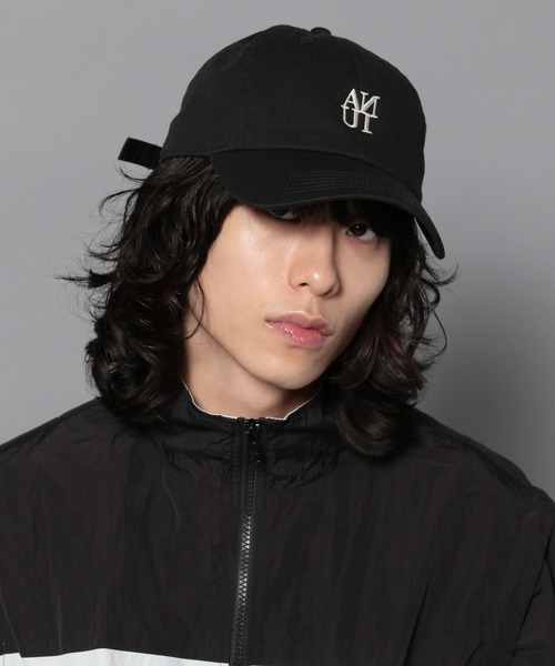 Anui（アニュイ）の「【UNISEX】ボクシーロゴキャップ（キャップ・レディース・オフホワイト/ネイビー/ブラック・FREE）」の6枚目の写真