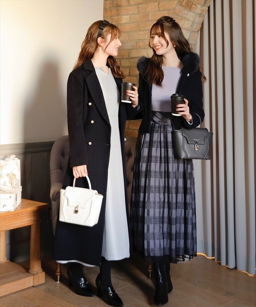 SWINGLE(スウィングル)の「カットワーク刺繍スクエアネックニットプルオーバー(ニット/セーター・レディース・ラベンダー/ピンク/オフホワイト/ネイビー・MEDIUM)」の15枚目の写真