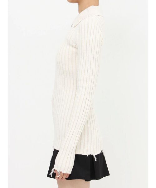 EMODA(エモダ)の「クラッシュリブジップフィットニット(ニット/セーター・レディース・オレンジ/アイボリー/ブラック/ブルー・FREE)」の13枚目の写真