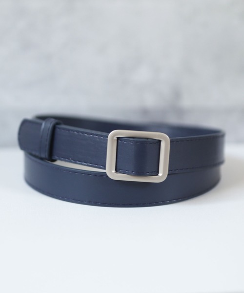 florist（フローリスト）の「【無段階調整】スクエアバックルPUレザープレーンベルト（ベルト・レディース・キャメル/ブルー/ダークネイビー/ブラック/モカ/レッド/ホワイト・ONESIZE）」の10枚目の写真