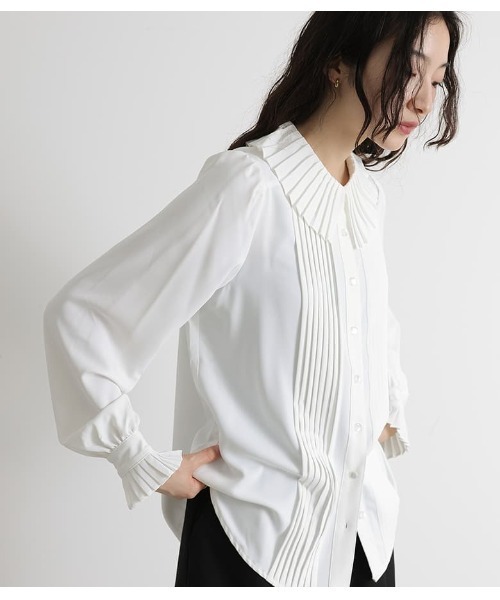 somari imagination（ソマリ イマジネーション）の「『ピンタックプリーツブラウス』（シャツ/ブラウス・レディース・オフホワイト/ブラック・1/2）」の17枚目の写真