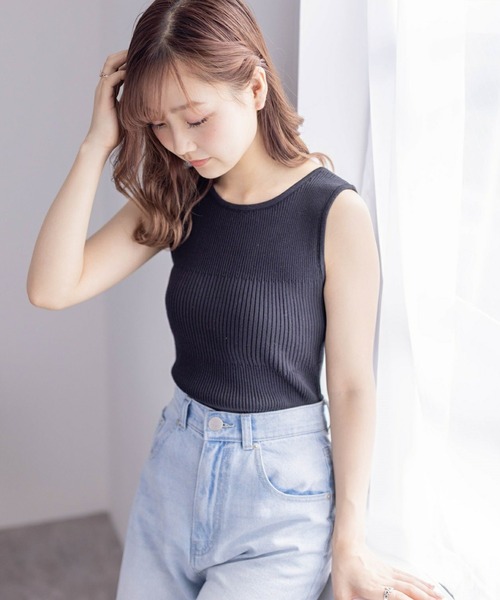 clear(クリア)の「前後2WAYタンクリブニットトップス(タンクトップ・レディース・ブラック/グレイッシュベージュ/ピンク/グリーン/オフホワイト・F)」の3枚目の写真