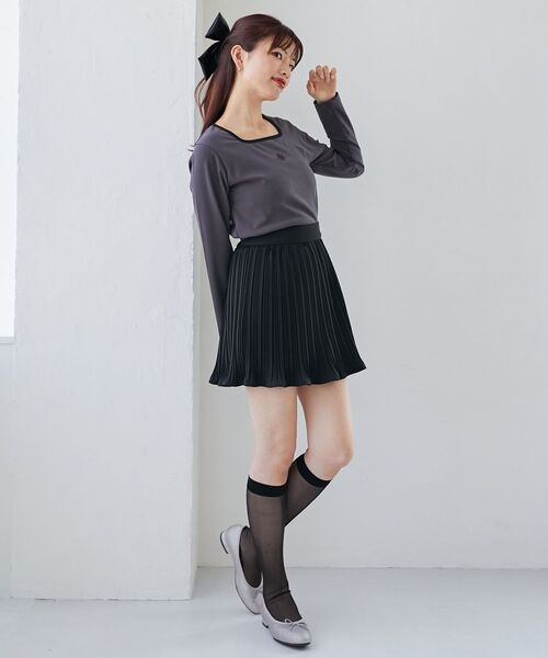 MAJESTIC LEGON(マジェスティックレゴン)の「スクエアネックバイカラーロンT(Tシャツ/カットソー・レディース・チャコールグレー/オフホワイト/ブラック・MEDIUM)」の14枚目の写真