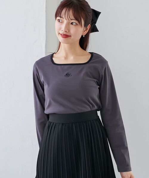 MAJESTIC LEGON(マジェスティックレゴン)の「スクエアネックバイカラーロンT(Tシャツ/カットソー・レディース・チャコールグレー/オフホワイト/ブラック・MEDIUM)」の18枚目の写真