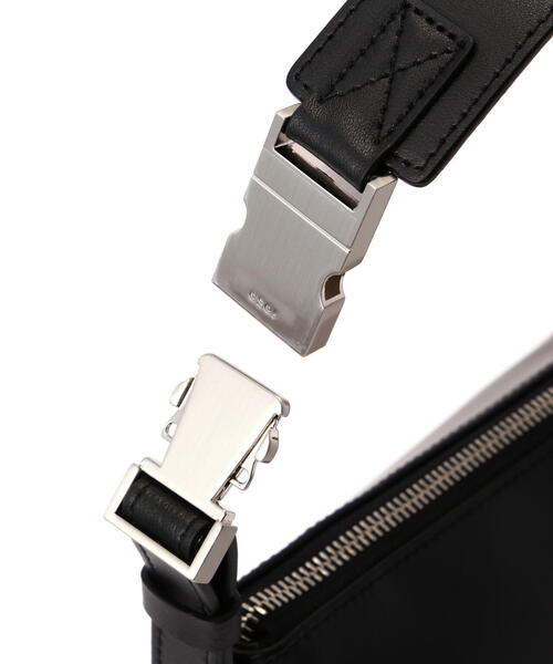 極美品 OSOI オソイ BEAN TWEE ショルダーバッグ ブラック ショルダーバッグ バッグ OSOI/オソイ BEAN TWEE ハンドバッグ