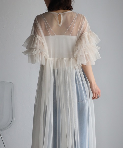 r.（アールドット）の「チュール　フリルスリーブワンピース（ワンピース・レディース・ブラック/アイボリー/グレー/グレイッシュベージュ・FREE）」の10枚目の写真