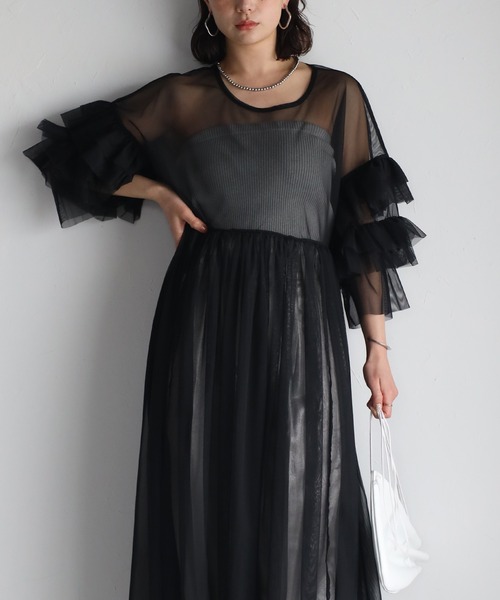 r.（アールドット）の「チュール　フリルスリーブワンピース（ワンピース・レディース・ブラック/アイボリー/グレー/グレイッシュベージュ・FREE）」の18枚目の写真