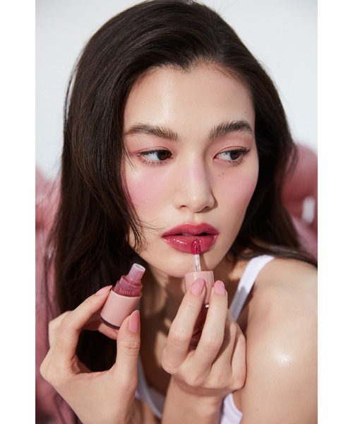 hince（ヒンス）の「ロウグロウジェルティント（口紅/リップティント/グロス・レディース・R003ロウプリコット/R001 ベア/R002ロウローズ/R006ロウグレープ/005ハイビスカス/R004フィーバー/R007チル/R016  ロウ・ベリー/R017  ロウ・ピーチ・FREE）」の14枚目の写真