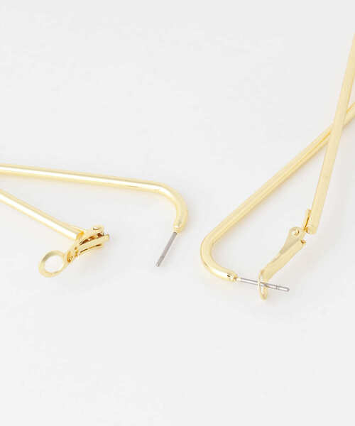 KBF（ケイビーエフ）の「クロスバーピアス（ピアス（両耳用）・レディース・ゴールド/シルバー・ONE）」の4枚目の写真
