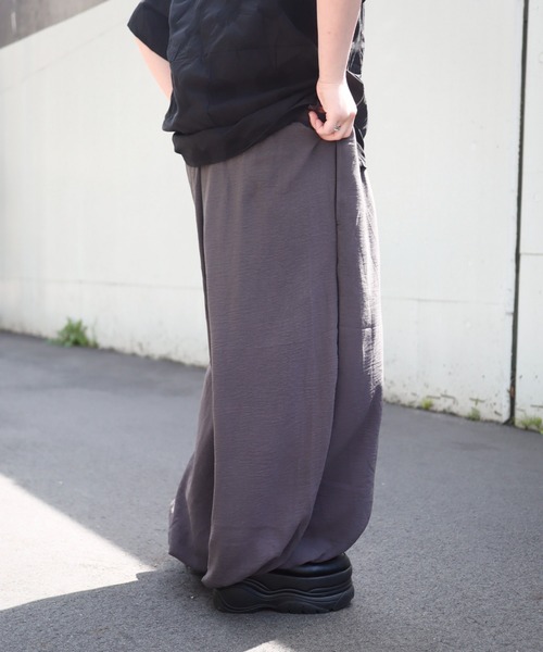 rovtski(ロフトスキー)の「ポリアラジンパンツ(その他パンツ・レディース・グレー/ブラック・FREE)」の14枚目の写真