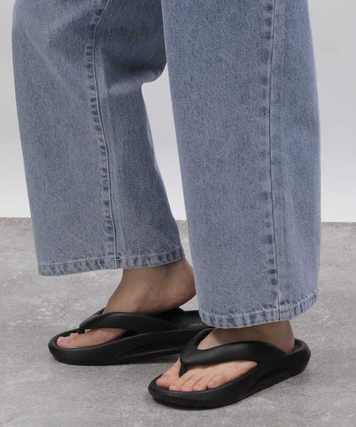 LAKOLE（ラコレ）の「ケミカルデニムペインターパンツ / 111922（デニムパンツ・メンズ・ライトブルー/チャコール・SMALL/MEDIUM/LARGE）」の22枚目の写真