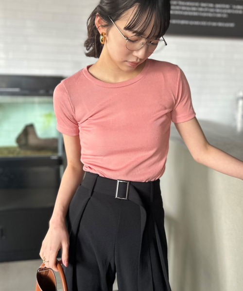 Kotoe(コトエ)の「カラー ミニT リブ タイトトップス(Tシャツ/カットソー・レディース・ブラック/ホワイト/ピンク/ライム・FREE)」の4枚目の写真