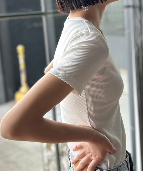 Kotoe(コトエ)の「カラー ミニT リブ タイトトップス(Tシャツ/カットソー・レディース・ブラック/ホワイト/ピンク/ライム・FREE)」の8枚目の写真