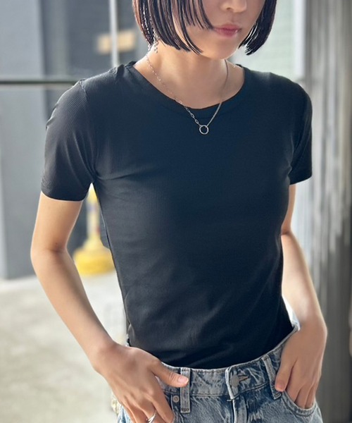 Kotoe(コトエ)の「カラー ミニT リブ タイトトップス(Tシャツ/カットソー・レディース・ブラック/ホワイト/ピンク/ライム・FREE)」の15枚目の写真