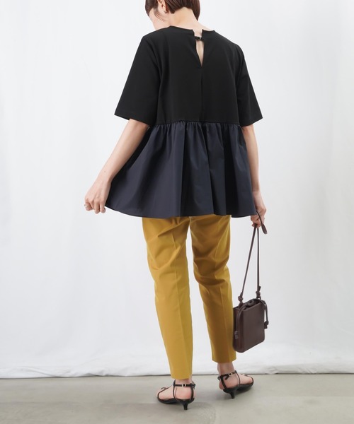 LUCA/LADY LUCK LUCA（ルカ/レディラックルカ）の「LC/LLL ペプラム切替カットソー / ペプラムデザインTee（Tシャツ/カットソー・レディース・グレイッシュベージュ/ブラック/オフホワイト・FREE）」の5枚目の写真