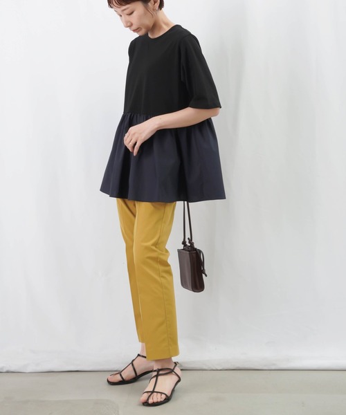 LUCA/LADY LUCK LUCA（ルカ/レディラックルカ）の「LC/LLL ペプラム切替カットソー / ペプラムデザインTee（Tシャツ/カットソー・レディース・グレイッシュベージュ/ブラック/オフホワイト・FREE）」の4枚目の写真