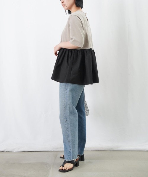 LUCA/LADY LUCK LUCA（ルカ/レディラックルカ）の「LC/LLL ペプラム切替カットソー / ペプラムデザインTee（Tシャツ/カットソー・レディース・グレイッシュベージュ/ブラック/オフホワイト・FREE）」の12枚目の写真