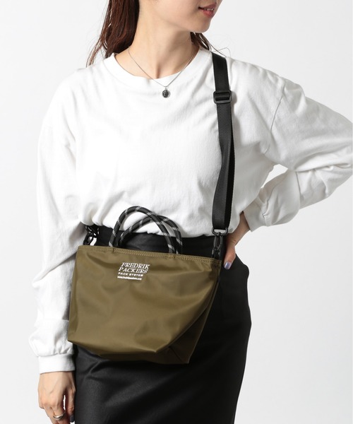 FREDRIK PACKERS（フレドリックパッカーズ）の「【FREDRIK PACKERS】MELL TOTE（ショルダーバッグ・レディース・グレイッシュベージュ/オリーブ/ブラック/グレー・FREE）」の17枚目の写真