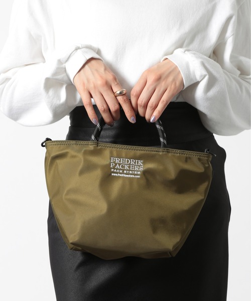 FREDRIK PACKERS（フレドリックパッカーズ）の「【FREDRIK PACKERS】MELL TOTE（ショルダーバッグ・レディース・グレイッシュベージュ/オリーブ/ブラック/グレー・FREE）」の19枚目の写真