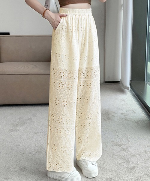 PRIVATE  BEACH（プライベートビーチ）の「刺繍レースセミワイドパンツ（その他パンツ・レディース・ホワイト/オフホワイト・S/M/L）」の9枚目の写真