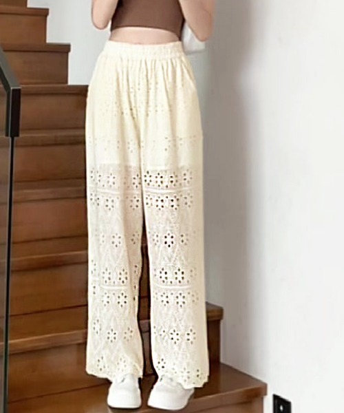 PRIVATE  BEACH（プライベートビーチ）の「刺繍レースセミワイドパンツ（その他パンツ・レディース・ホワイト/オフホワイト・S/M/L）」の11枚目の写真