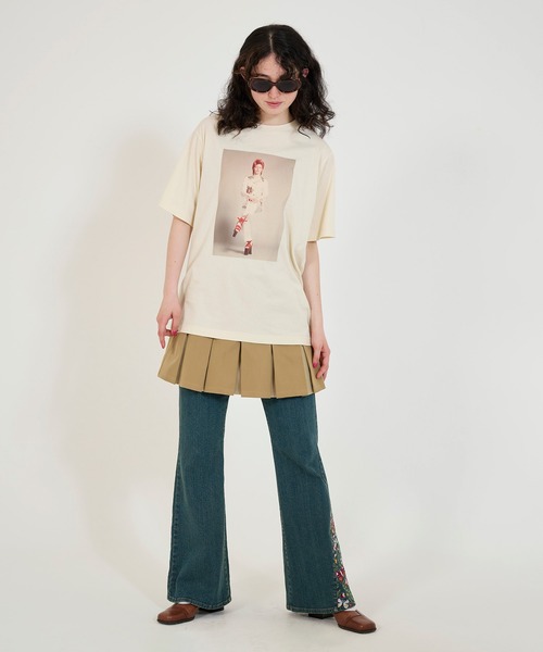 TINA:JOJUN(ティーナジョジュン)の「David Bowie ユニセックスTシャツ TINA:JOJUN(Tシャツ/カットソー・レディース・サックスブルー/クリーム・M)」の8枚目の写真