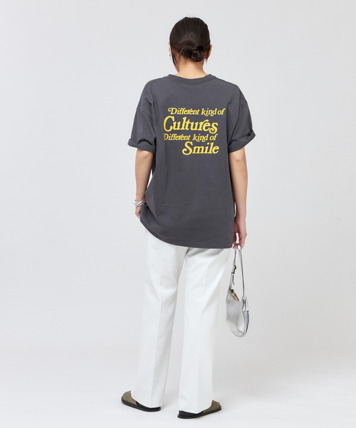 Russell Athletic（ラッセルアスレティック）の「【RUSSELL ATHLETIC/ラッセル・アスレティック】別注 print T-sh（Tシャツ/カットソー・レディース・ホワイト/ブラック系その他・FREE）」の3枚目の写真