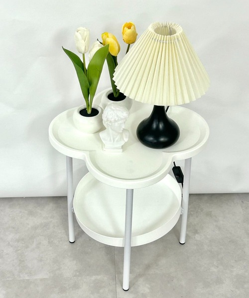 クローバーサイドテーブル（家具）｜Made in I（メイドインアイ）の