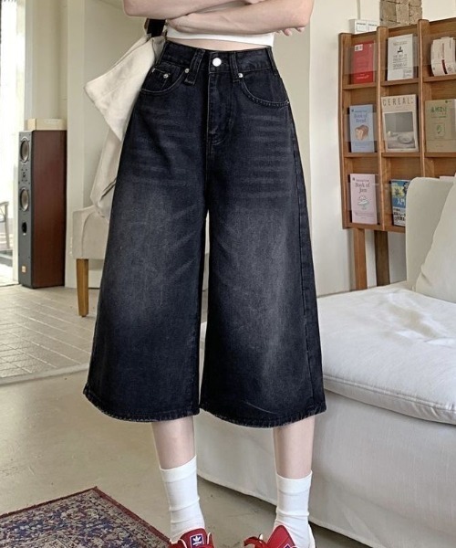 gossip!ロサンゼルス(ゴシップロサンゼルス)の「ヴィンテージ ウォッシュワイド7分デニムパンツ ハイウエストレディース(デニムパンツ・レディース・ブラック・S/M)」の15枚目の写真