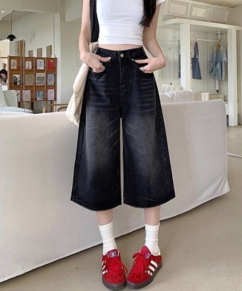 gossip!ロサンゼルス(ゴシップロサンゼルス)の「ヴィンテージ ウォッシュワイド7分デニムパンツ ハイウエストレディース(デニムパンツ・レディース・ブラック・S/M)」の14枚目の写真