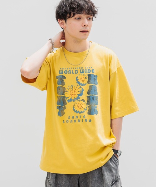 RAGEBLUE(レイジブルー)の「【TONY HAWK/トニーホーク】コラボプリント/グラフィックオーバーサイズTシャツ(Tシャツ/カットソー・メンズ・ダークグレー/ブラック/イエロー系その他/ホワイト・LARGE/MEDIUM)」の4枚目の写真
