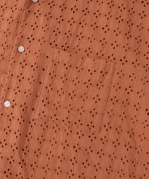 URBAN RESEARCH Sonny Label（アーバンリサーチサニーレーベル）の「レース刺繍ショートスリーブシャツ（シャツ/ブラウス・メンズ・オフホワイト/オレンジ/ネイビー・MEDIUM/LARGE）」の4枚目の写真