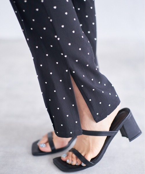 tocco closet(トッコ クローゼット)の「【ZOZO限定】サイドスリットスーパーストレッチパンツ(その他パンツ・レディース・ドット/ブラック・M)」の20枚目の写真