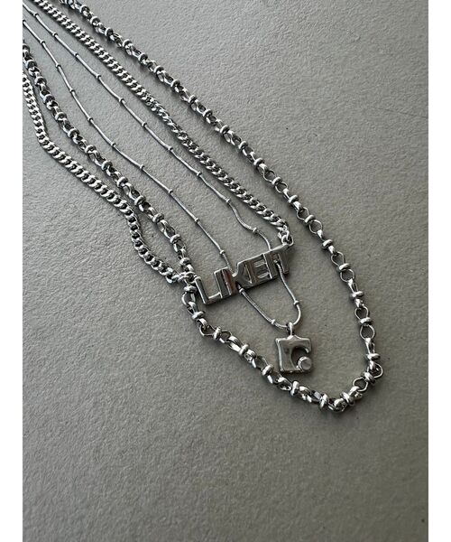 EMODA（エモダ）の「レイヤードロゴネックレス（ネックレス・レディース・シルバー/ゴールド・FREE）」の7枚目の写真