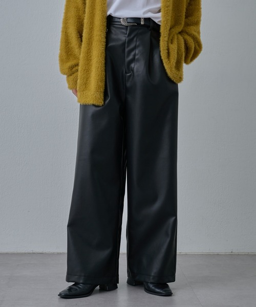 COLONY 2139(コロニートゥーワンスリーナイン)の「ワイドレッグレザーパンツ(その他パンツ・メンズ・ブラック・LARGE/MEDIUM)」の1枚目の写真