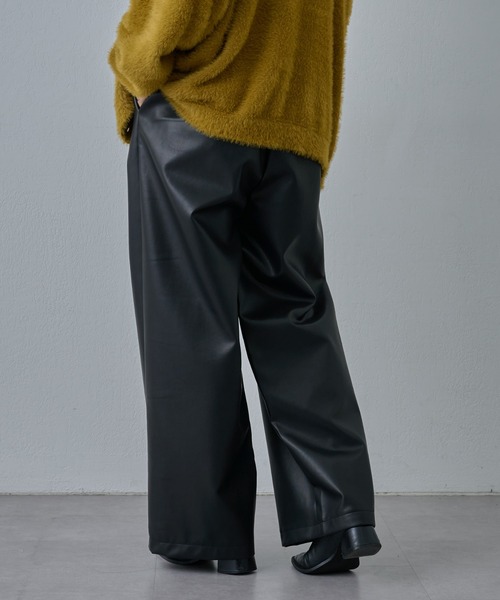 COLONY 2139(コロニートゥーワンスリーナイン)の「ワイドレッグレザーパンツ(その他パンツ・メンズ・ブラック・LARGE/MEDIUM)」の4枚目の写真