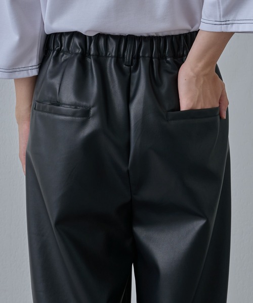 COLONY 2139(コロニートゥーワンスリーナイン)の「ワイドレッグレザーパンツ(その他パンツ・メンズ・ブラック・LARGE/MEDIUM)」の17枚目の写真
