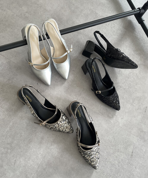 Thevon(ゼボン)の「ベルト付きアソートミュール(パンプス・レディース・グレー/シルバー/ブラック・M/L)」の2枚目の写真