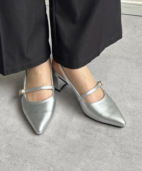 Thevon(ゼボン)の「ベルト付きアソートミュール(パンプス・レディース・グレー/シルバー/ブラック・M/L)」の3枚目の写真