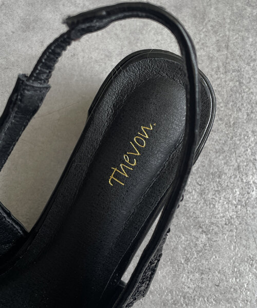 Thevon(ゼボン)の「ベルト付きアソートミュール(パンプス・レディース・グレー/シルバー/ブラック・M/L)」の11枚目の写真