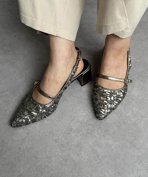 Thevon(ゼボン)の「ベルト付きアソートミュール(パンプス・レディース・グレー/シルバー/ブラック・M/L)」の12枚目の写真