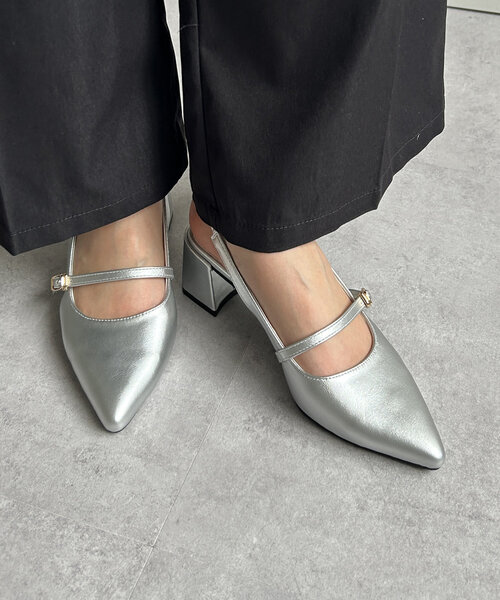 Thevon(ゼボン)の「ベルト付きアソートミュール(パンプス・レディース・グレー/シルバー/ブラック・M/L)」の21枚目の写真