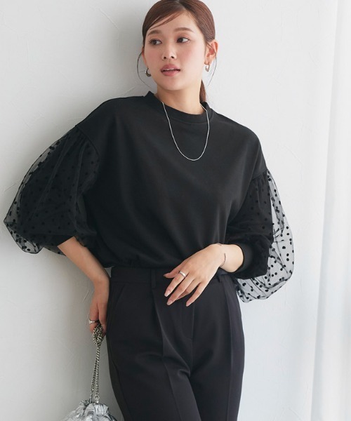 Pierrot(ピエロ)の「チュールスリーブスウェット(スウェット・レディース・ブラック系/ブラック×ブラック/グレー系/ホワイト系その他・L/M)」の16枚目の写真