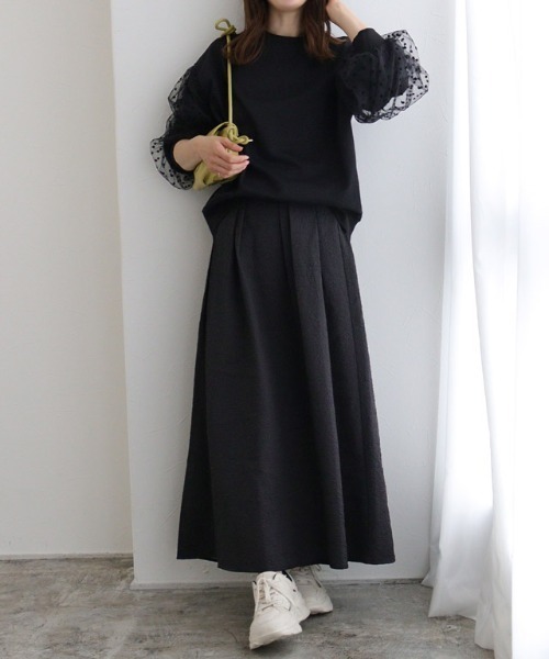 Pierrot(ピエロ)の「チュールスリーブスウェット(スウェット・レディース・ブラック系/ブラック×ブラック/グレー系/ホワイト系その他・L/M)」の19枚目の写真